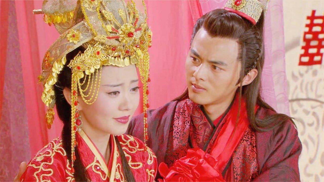 隋唐:薛丁山樊梨花终结婚,当晚樊梨花说一秘密,薛丁山暴怒休妻