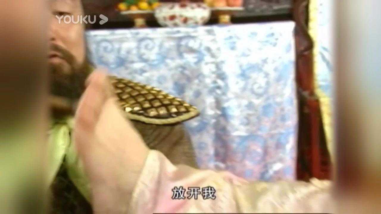 飞刀问情大胡子对美女使用笑刑_腾讯视频