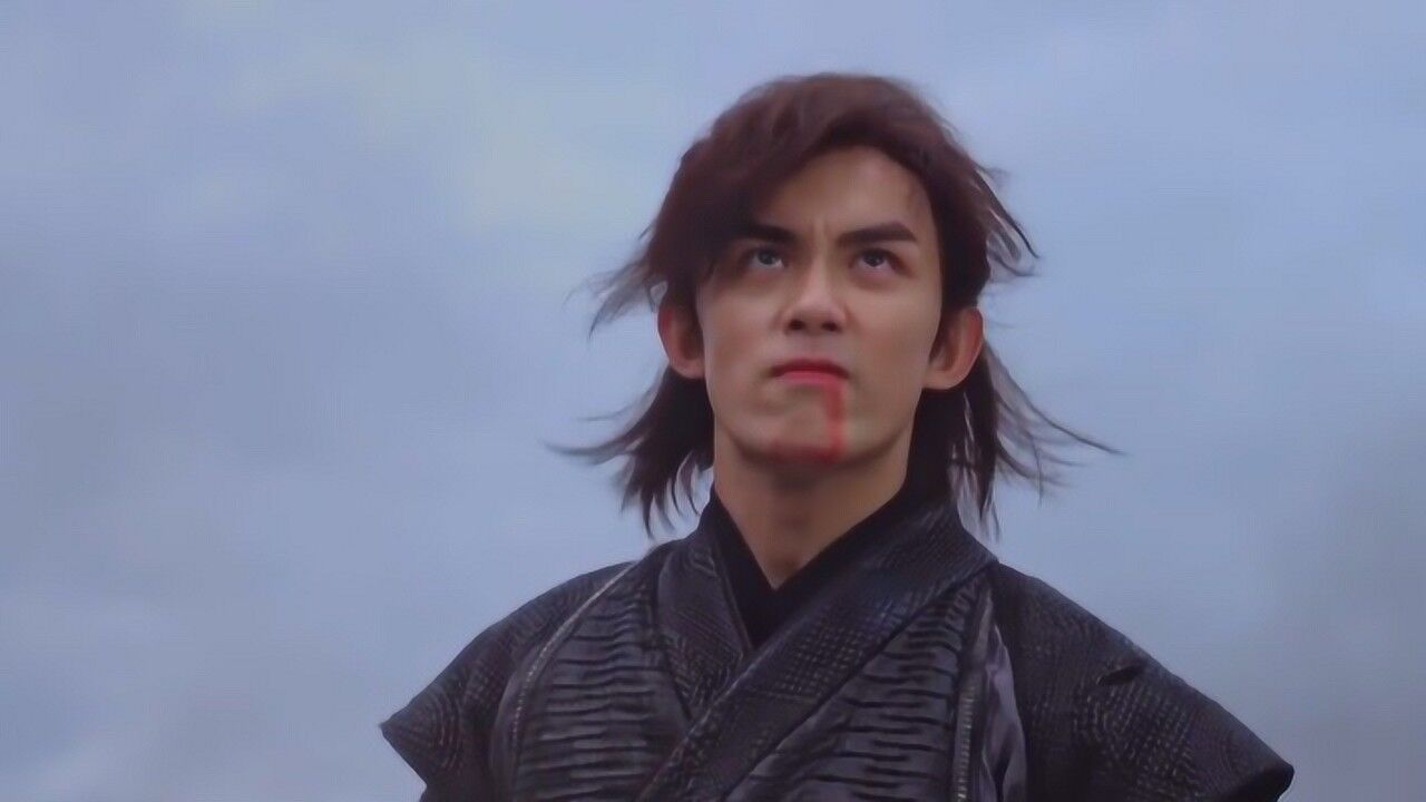 《斗破苍穹》第42集03:药尘在纳戒空间中施展出功法,想跟萧炎一起送