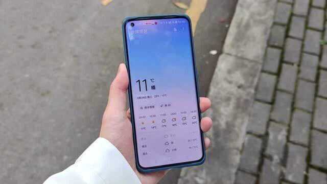 OPPO Find X3 Pro天气软件真的准,你不信你试试