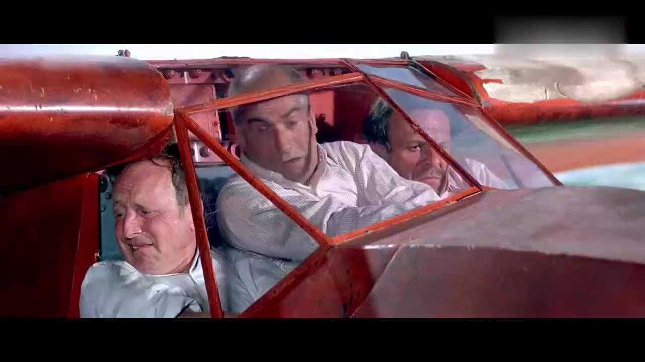 虎口脱险20:斗鸡眼负责高射炮,伞兵们用空中滑翔机成功逃跑!