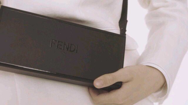 FENDI 2021春夏系列 色调碰撞 视觉亮点