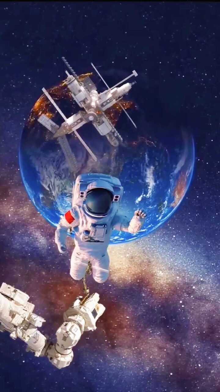 中国宇航员出太空舱