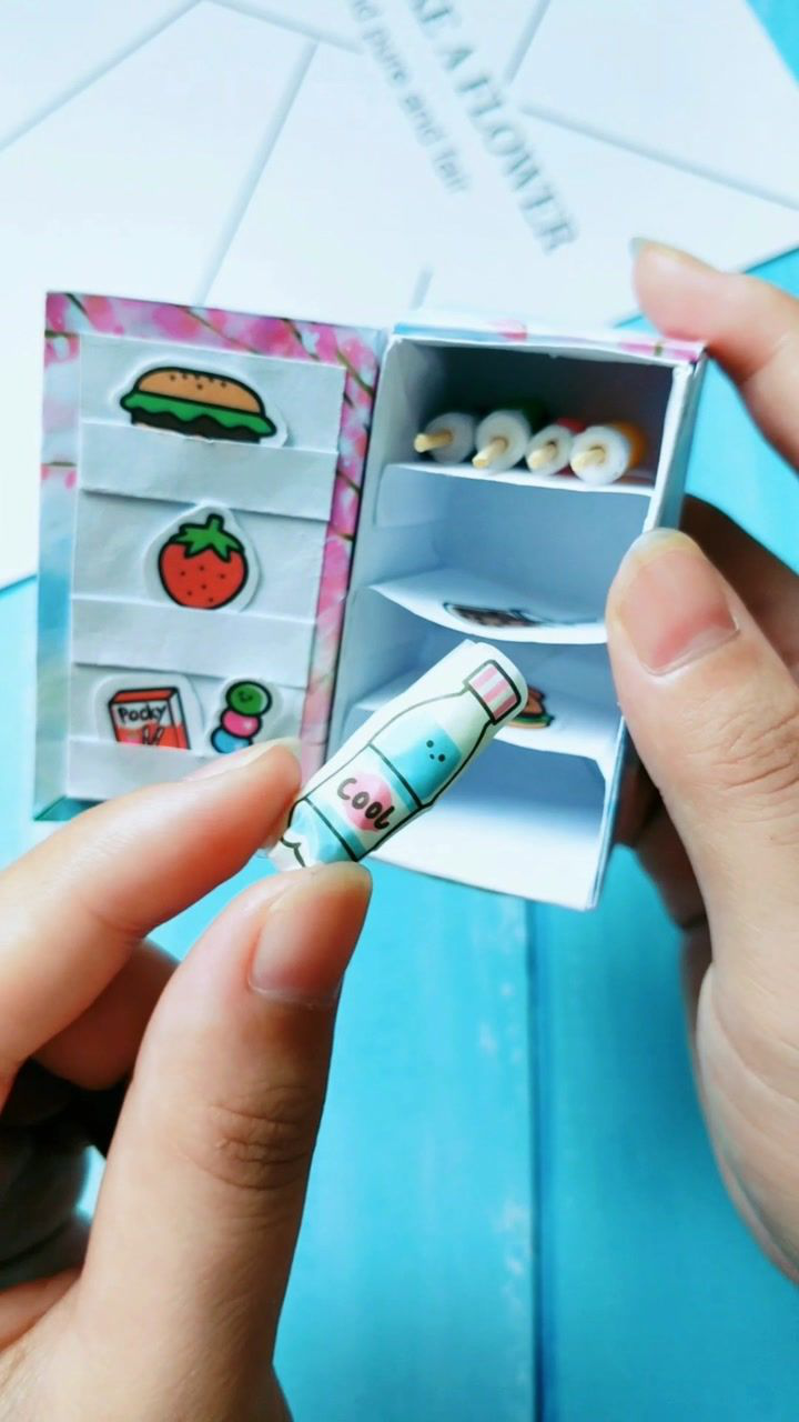 手工制作迷你小冰箱满满的冰棍