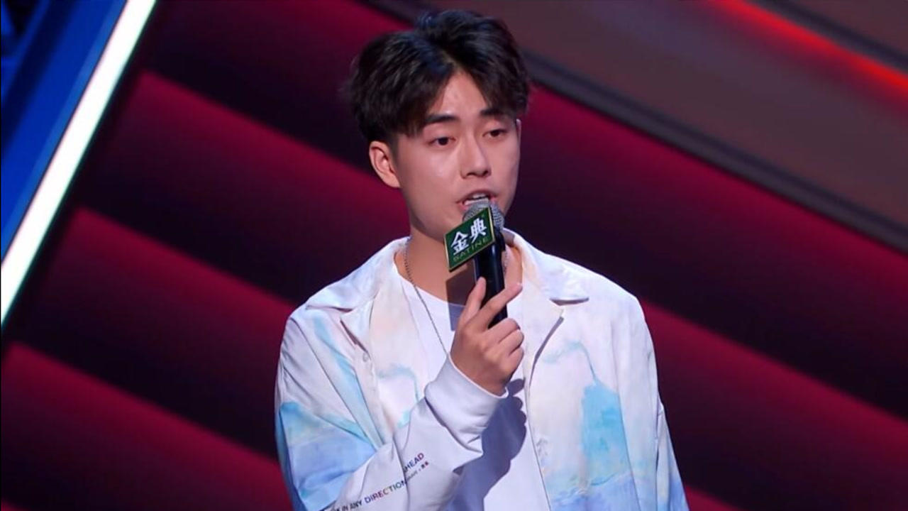 江梓浩参加了三届脱口秀这届他太想赢了竟不惜拿王勉李诞开涮