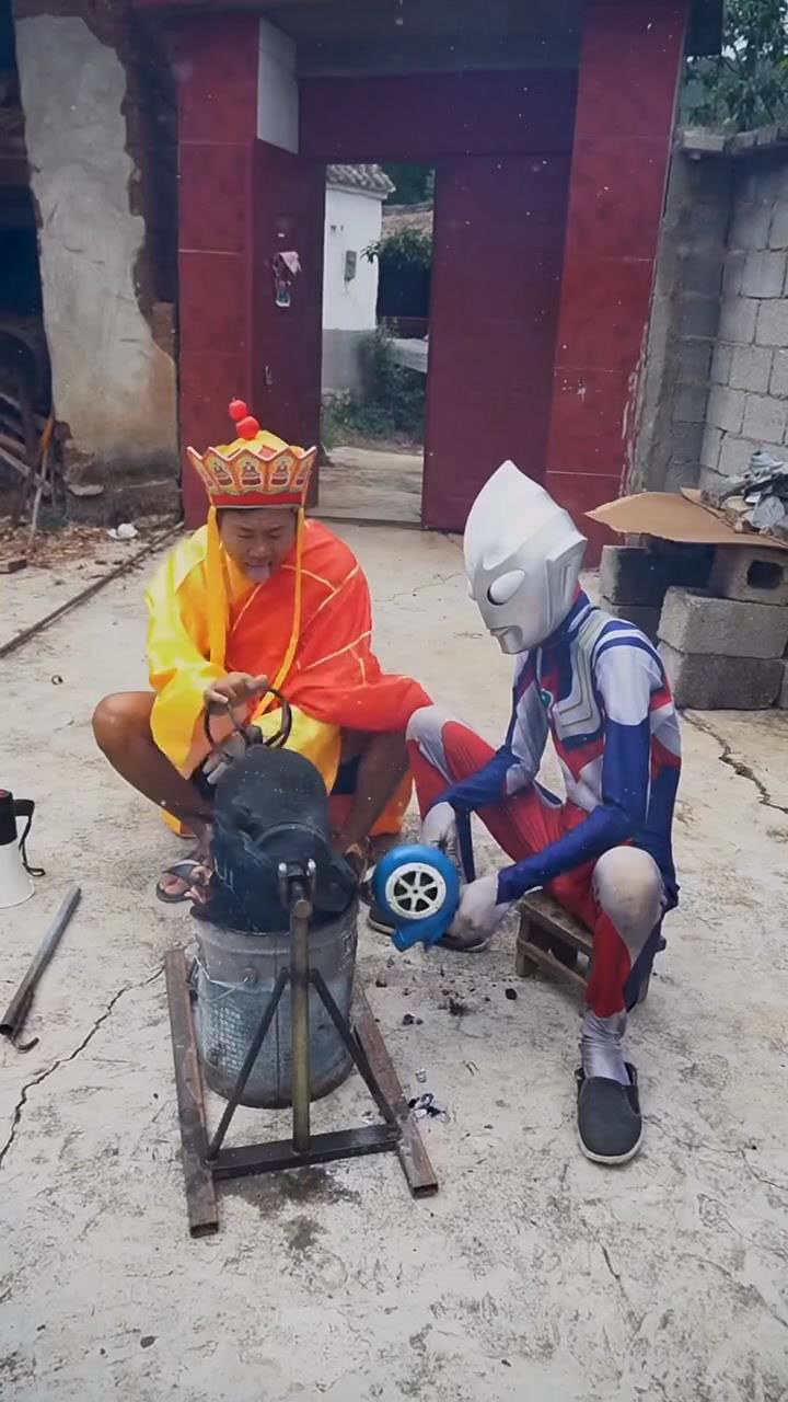 唐僧大战迪迦奥特曼_腾讯视频