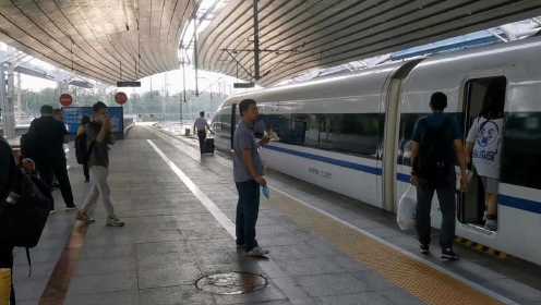  从北京西到周口东G1571高铁，全程853公里，到保定站运行48分钟