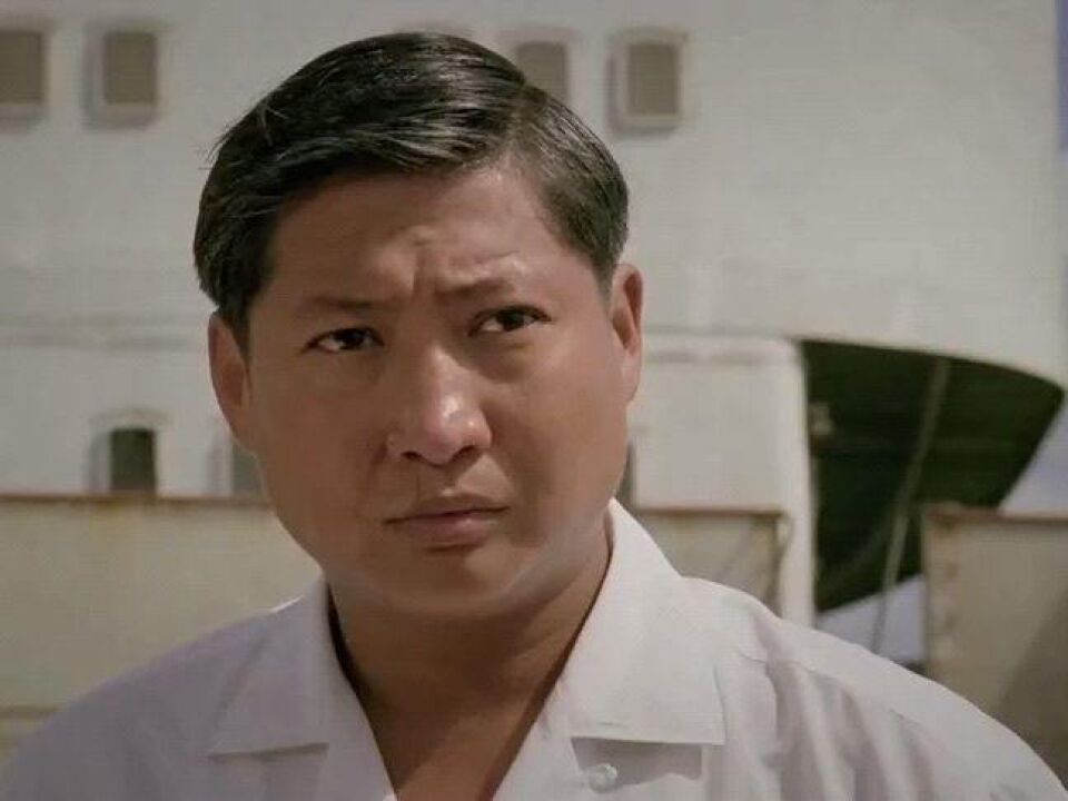 七小福:小徒弟送给洪师傅,怎料扇子上竟暗藏玄机,洪师傅被感动