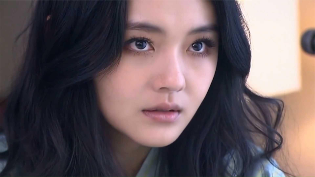 两个版本的小倩,大s徐熙媛在巅峰时扮演,可还是没有王祖贤甜美