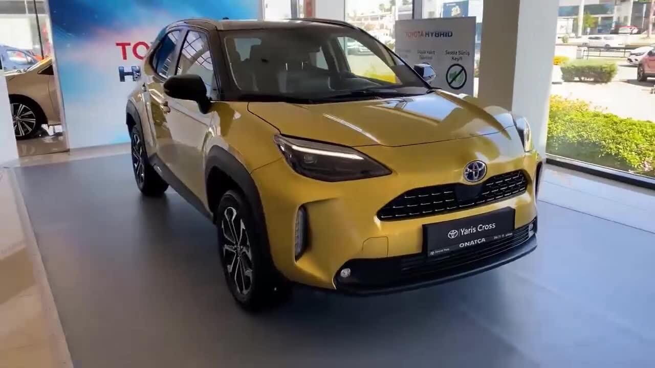 店内实拍2022款丰田致炫cross,颜值和空间真不赖,太帅了!_腾讯视频