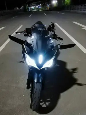 机车 #夜骑 #安全拍摄请勿模仿 #骑帅不骑快 #城市的夜晚