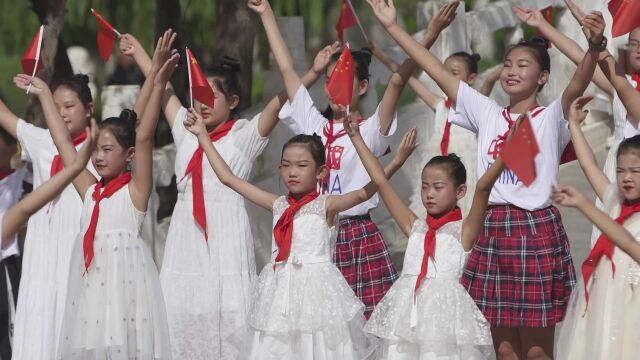 跟着党祖国洒满阳光璐之声艺术培训中心