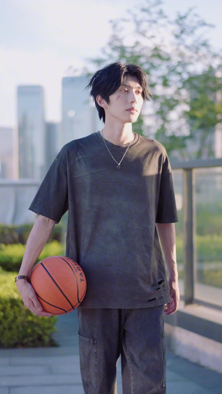 《第二集》一不小心惹到校霸，没想到居然和他感觉共通了！_高清1080P在线观看平台_腾讯视频