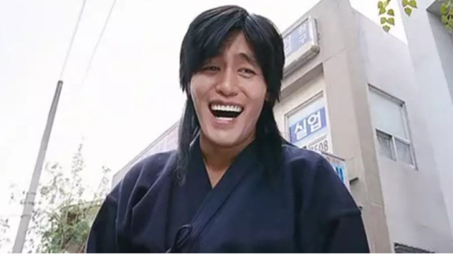 火遍全网的表情包,原片内容更加搞笑,只为金馆长一笑