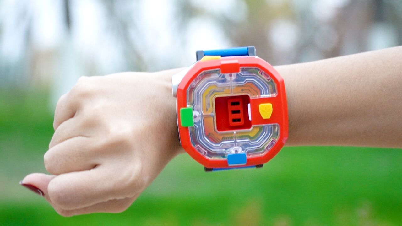 咖宝车神重装归来玩具:咖宝召唤手表pro开箱试玩,儿童玩具