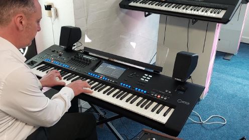 Korg PA5X Yamaha Genos Keyboard Sound Comparison | Top 10 Popular Sounds