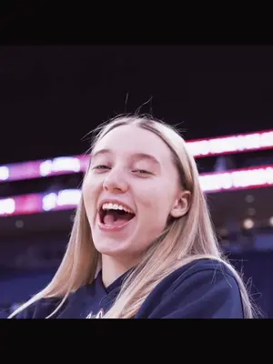 打篮球的女生 #佩奇布克斯