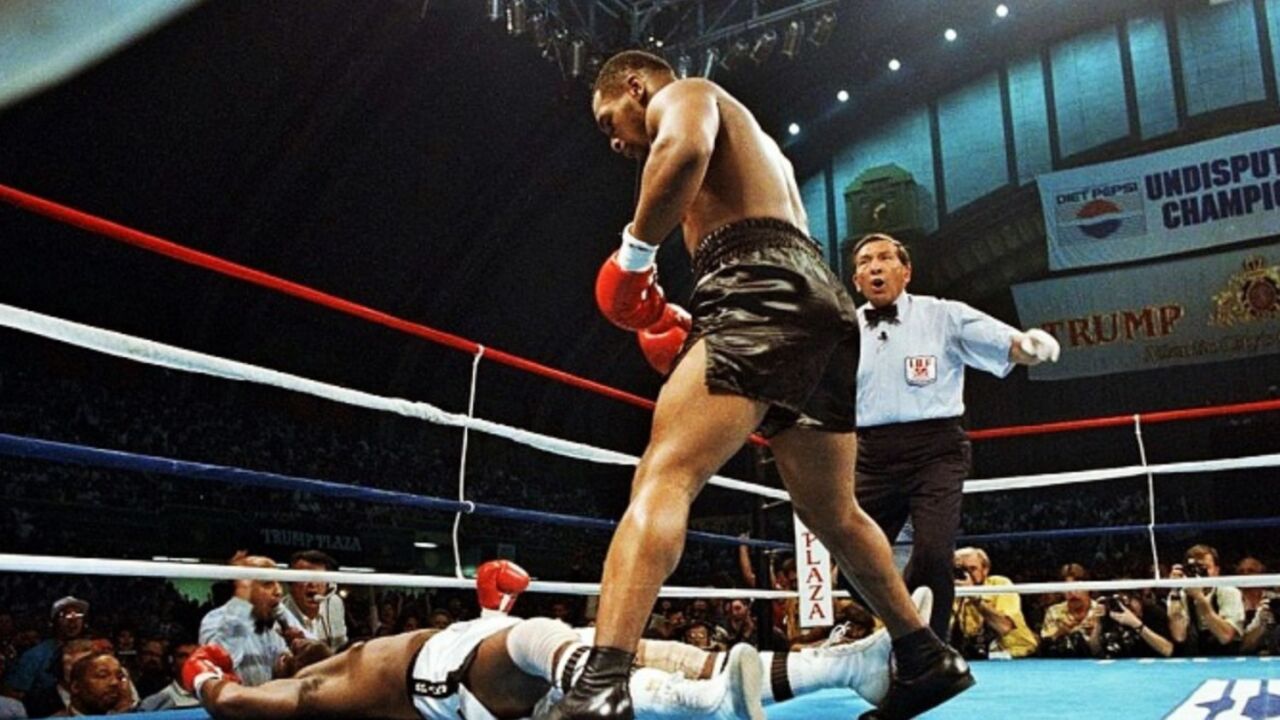 泰森擂台发威,凶猛重拳极速ko美国龙!