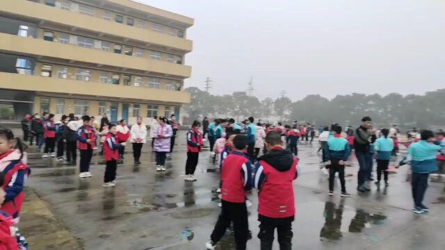 学生发红包1