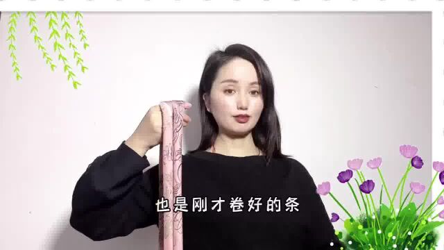 一种系法两种戴法小方巾:简单大方显气质,可以搭整个春天的衣服