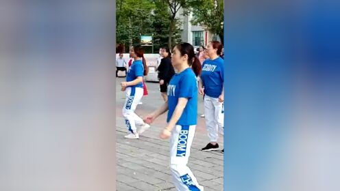 西宁五一文化宫广场舞欣赏（二）