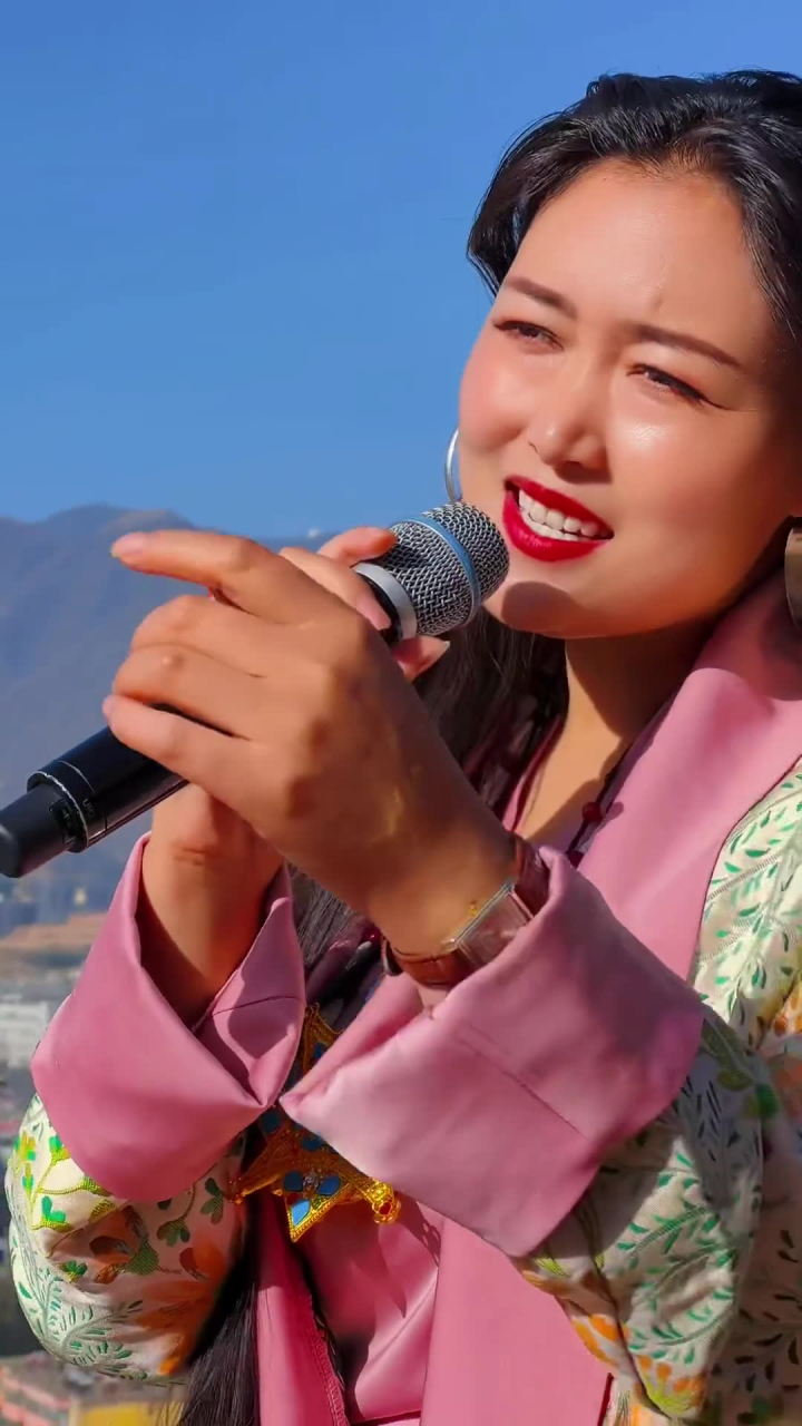 国家五a级景区官鹅沟 #格桑曲珍 #寻美甘肃 #甘肃旅游推荐 dou 小