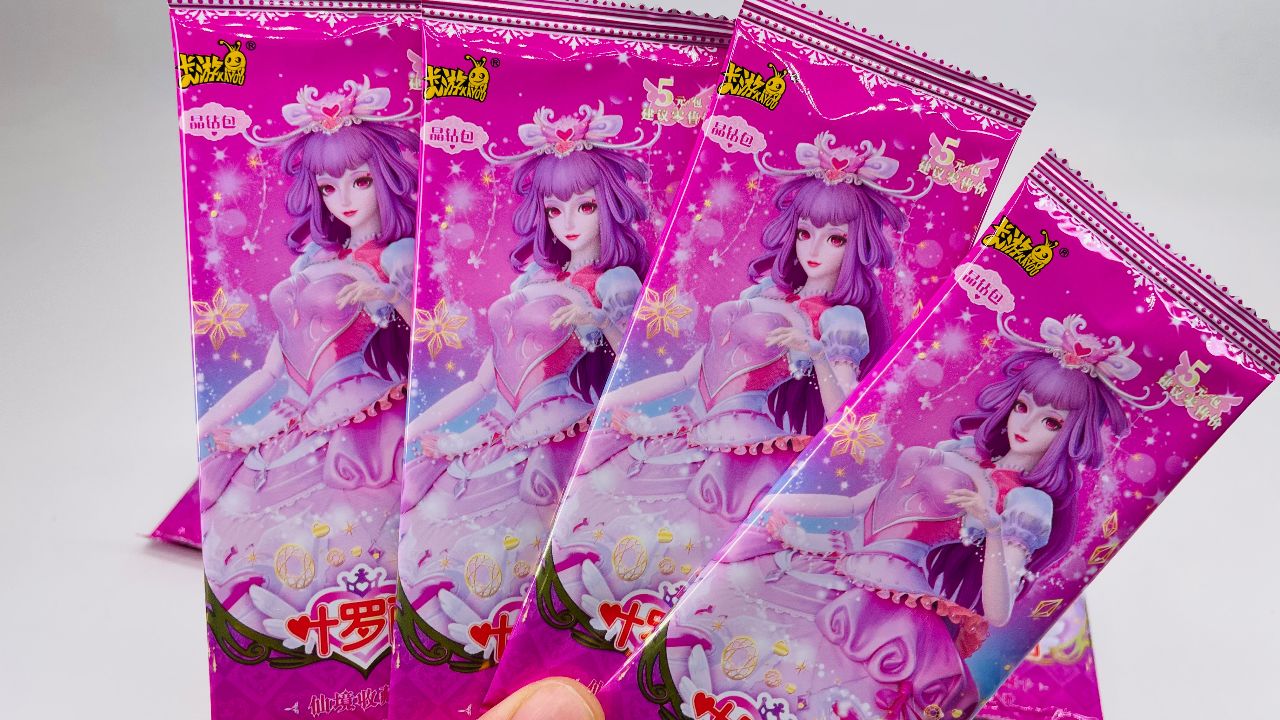 叶罗丽晶钻包第8弹卡片玩具,收集稀有tgr辐射男和辐射女!