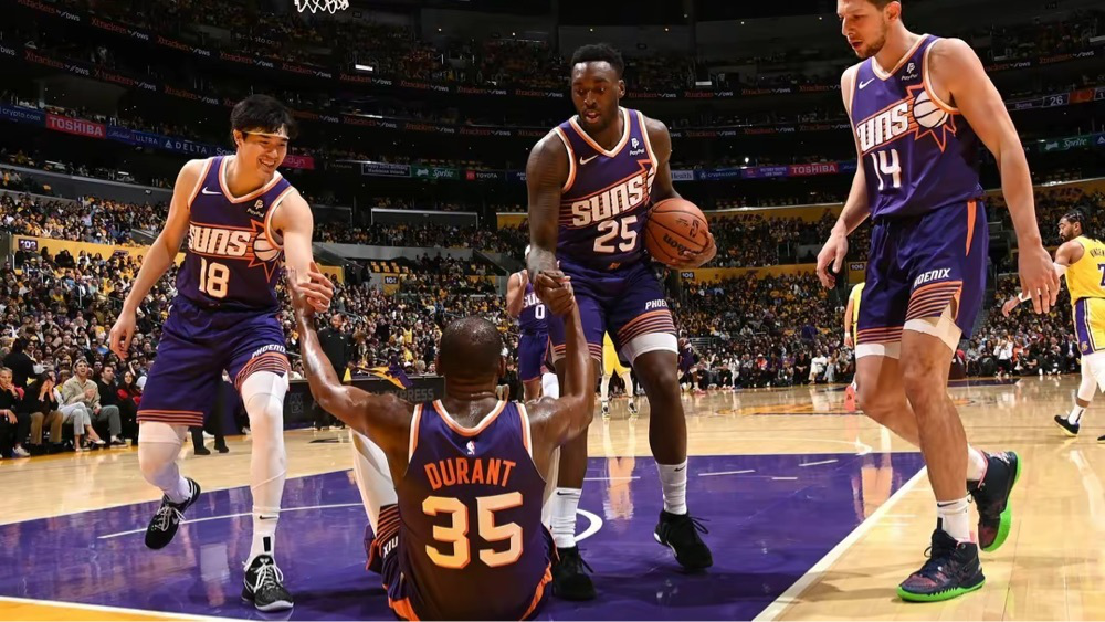 太阳vs爵士:太阳三巨头难迎合体,比尔因伤缺阵,kd布克双核能否三杀