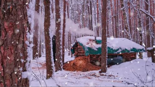 荒野工艺：冬天改造舒适的小木屋，从头到尾亲手制造