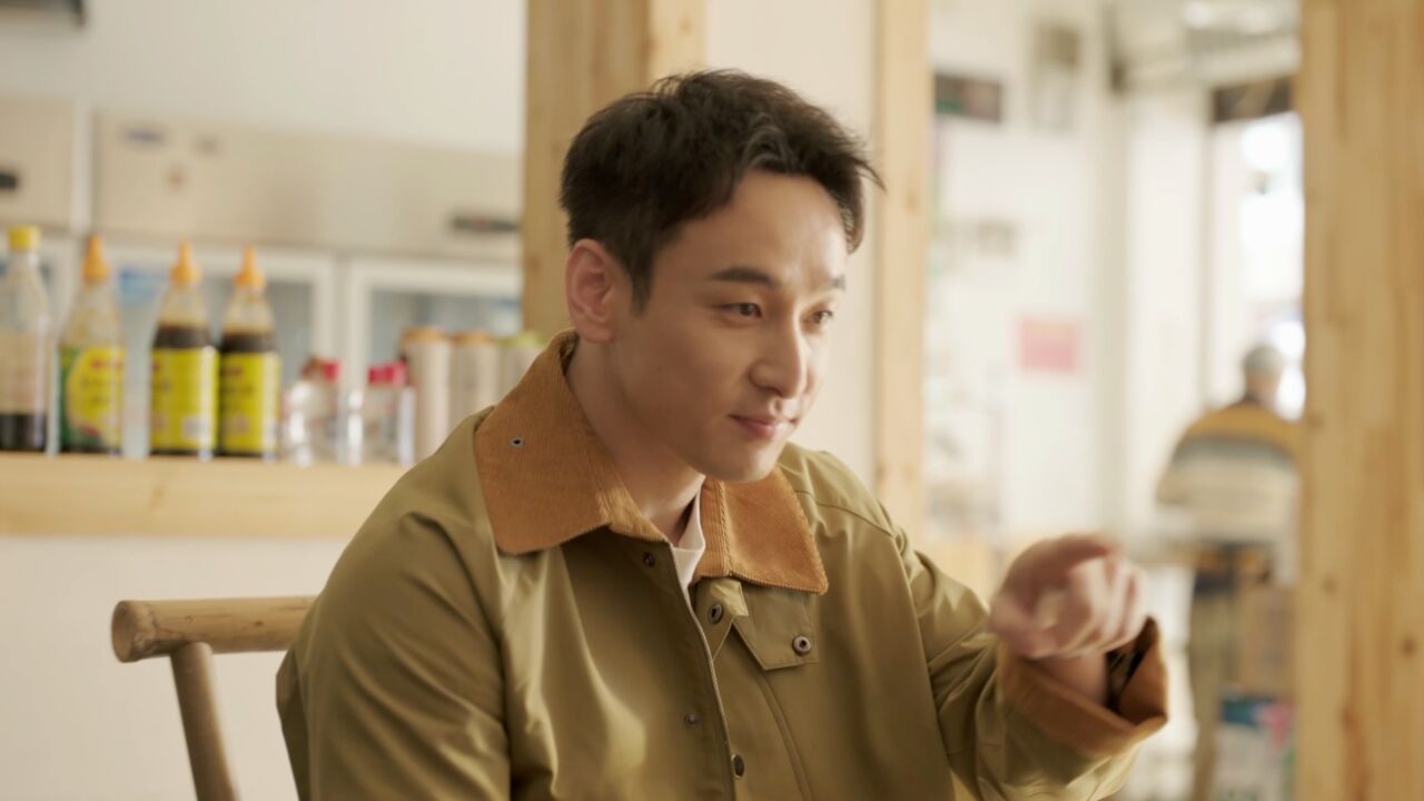 三人行必有我cp 张沛谢阳刘枫一起吃抄手