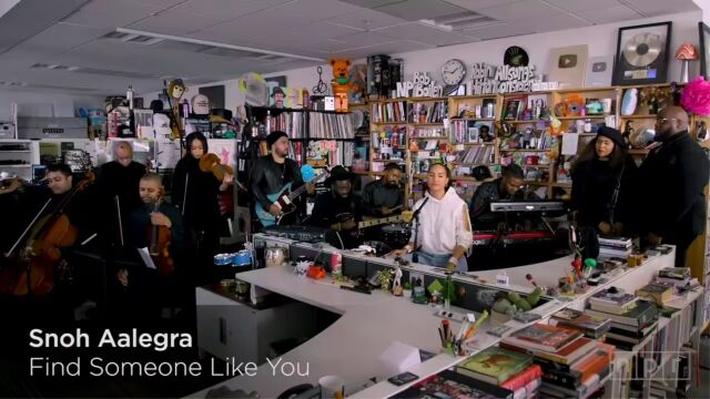 Snoh AalegraTiny Desk Concert