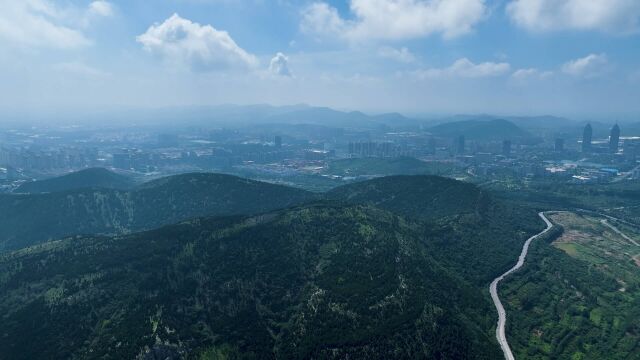 雨后枣庄袁寨山青山苍翠 美不胜收