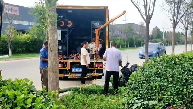 荣阳市政管道清淤检测修复蛙人潜水气囊封堵水下拆墙砌墙