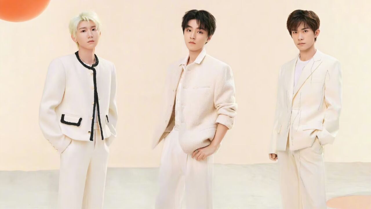 tfboys最新写真花絮曝光!拍摄场地一致却无同框,网曝合体无互动