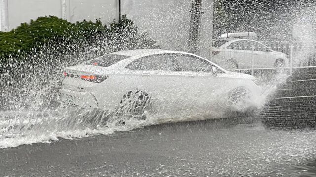 北京今天傍晚至夜间有中雨,局地暴雨,建议市民安全出行