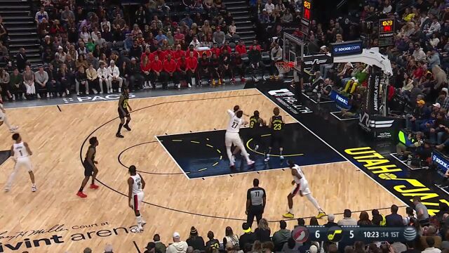 【NBA30队巡礼】火力全开!安芬尼西蒙斯独砍45分