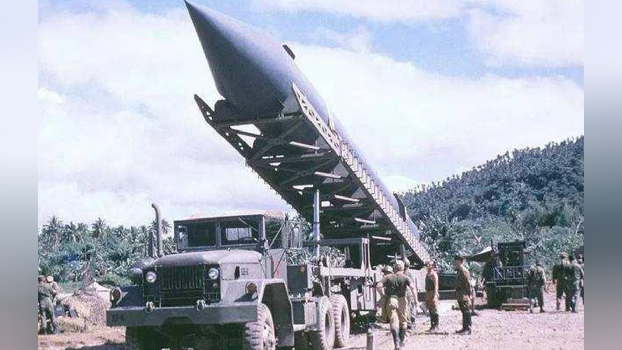 1962年,古巴导弹危机爆发,核武器战争即将爆发