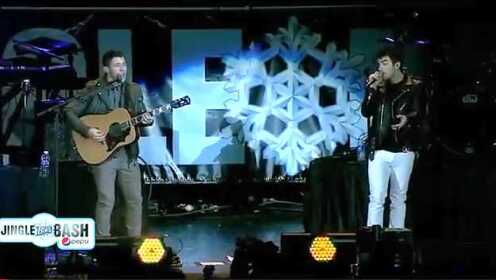 When You Look Me In The Eyes (feat. Nick Jonas) [Live At The B96 Pepsi Jingle Bash Concert Webcast]