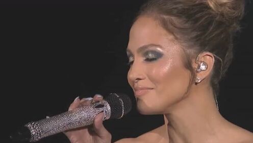 世界上最美的裙子Jennifer Lopez演出《Feel the Light 》
