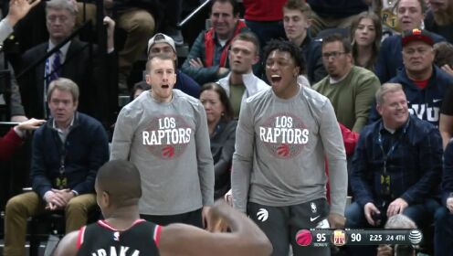 《NBA全场集锦》关键时刻不手软 洛瑞超远后撤步三分压哨命中