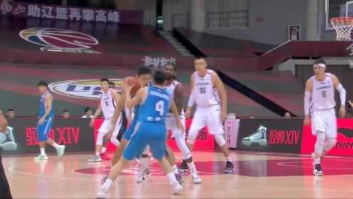 《辽宁男篮》史鸿飞手感一流 外显撤步三分一箭穿心