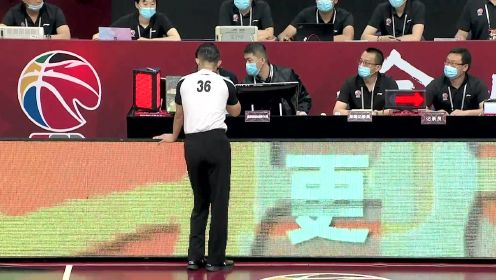 CBA常规赛：北京vs辽宁第1节