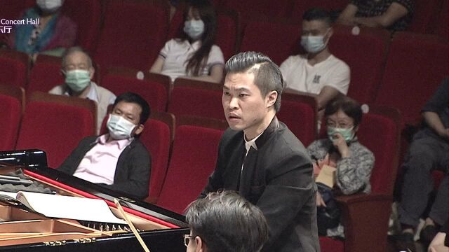 乐艺谈|来自深圳的不同年代的演奏家,款款诉说深圳“琴”缘(“美丽星期天”公益演出)