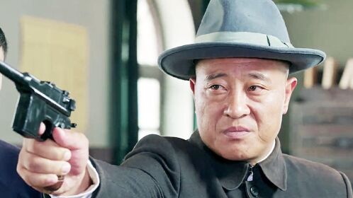 小五当官:"怂县长"赵四竟掏枪威胁恶霸大舅子