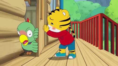 可爱巧虎岛第五季:小鸟卡在箱子里逗乐了巧虎