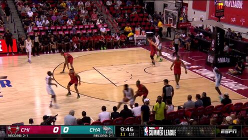 《NBA全场集锦》势大力沉！威廉姆斯霸王举鼎双手重扣