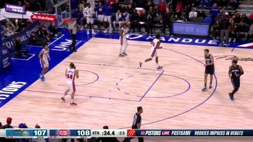 《NBA全场集锦》班凯罗欧洲步上篮继续追分 坎宁安头脑冷静吸引包夹分球斯图尔特三分杀死比赛