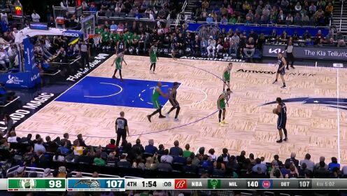 《NBA全场集锦》就此告别吧！班凯罗击地精准妙传温德尔-卡特单手暴扣杀死比赛