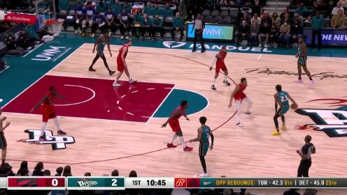 《NBA全场集锦》艾维假突真传戏耍防守 怀斯曼空切接球双臂暴扣