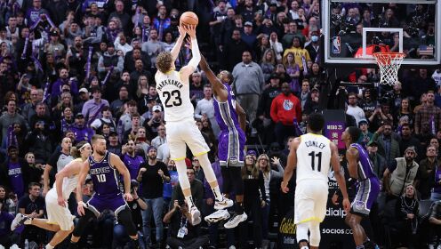 《NBA全场集锦》【球星】马尔卡宁vs国王集锦 全场36+5状态火热上演残暴隔扣